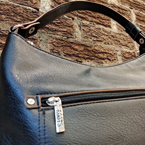 Roots black shoulder purse - Picture 5 of 8